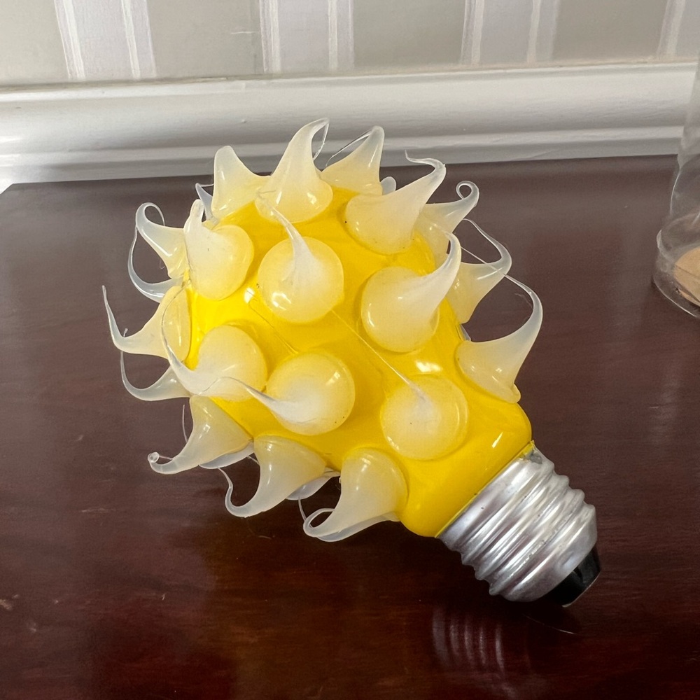 Yellow Spiked Light Bulb (aka UBO light)